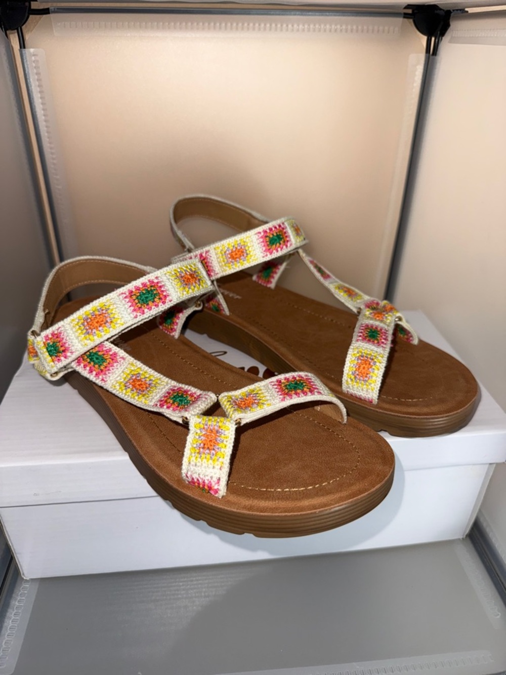 Forever Link Floral Crochet Ankle Strap Sandals Beige Multicolor Size 9